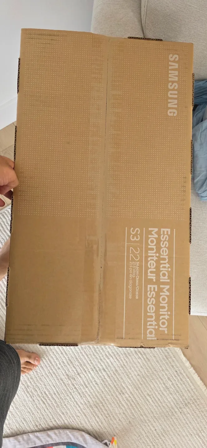 Samsung Essential Monitor S3 22 inch image indicator(4)