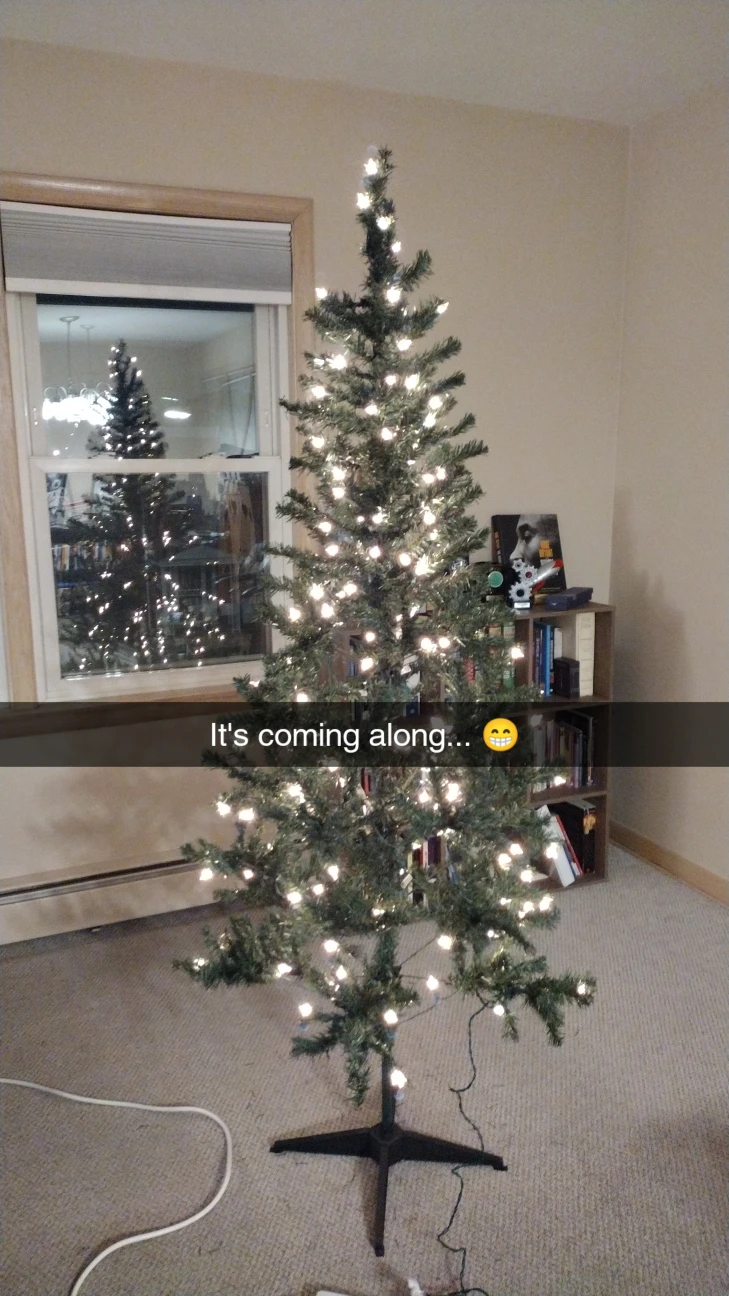 6ft Pre-lit Green Christmas Tree