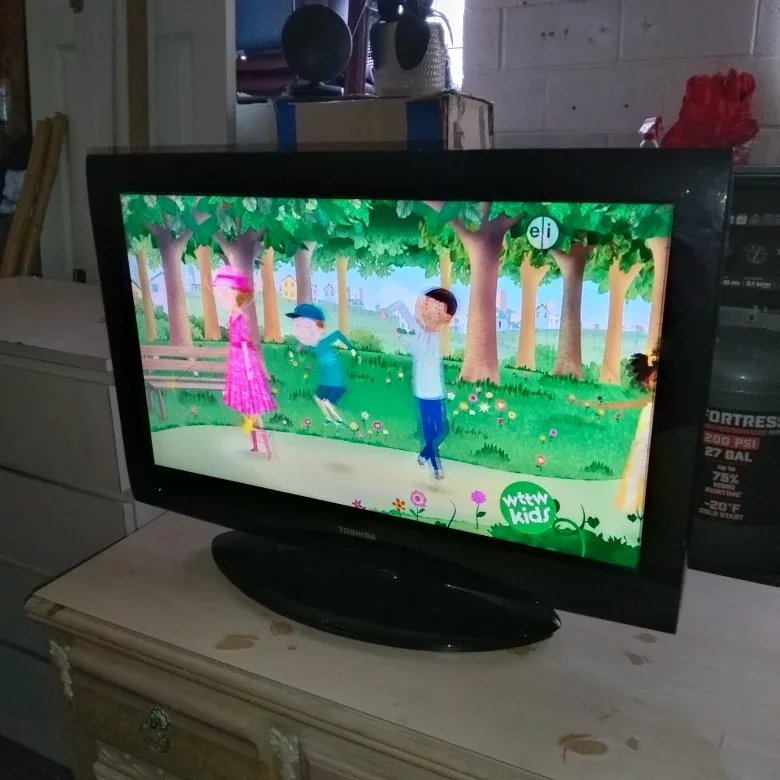 Tv 32 inch with remout control image indicator(2)