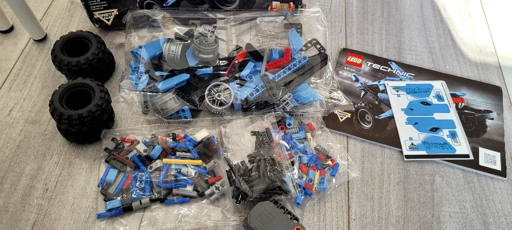 LEGO Technic Monster Jam Megalodon 42134