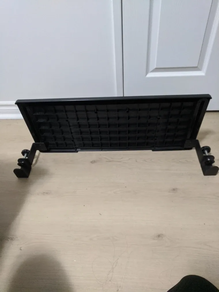 Under Desk Keyboard Tray image indicator(4)