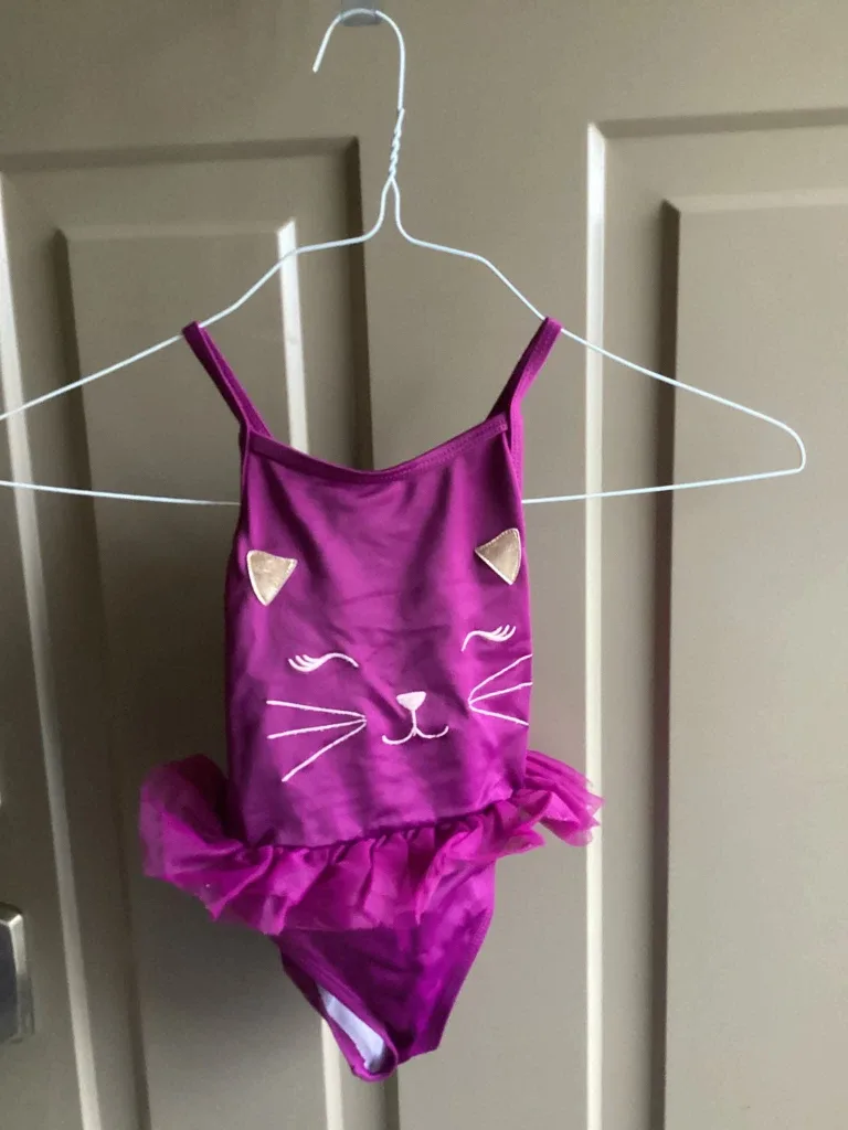 Girls sz 2 swim set