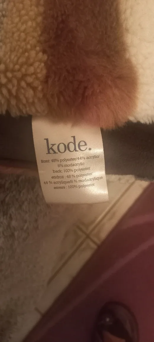 Kode Throw Blanket - Polyester/Acrylic thumbnail