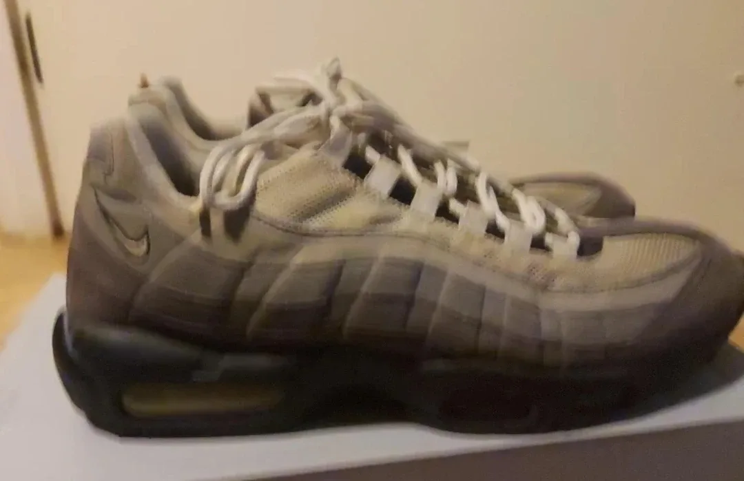 Nike Air Max 95 Sneakers image indicator(4)