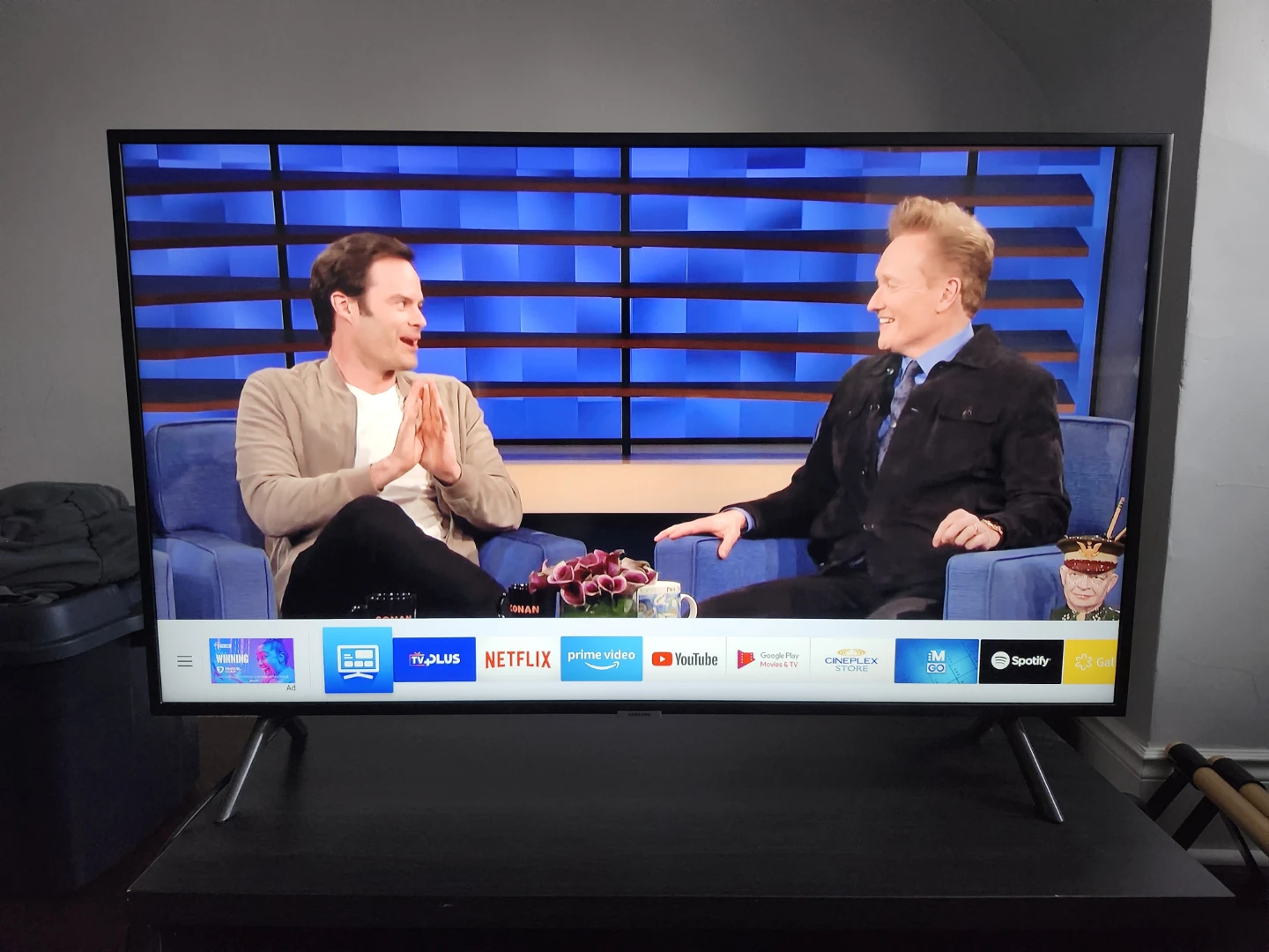 Samsung 43" 4K smart TV. NU700 Series 7 plus table - photo 2