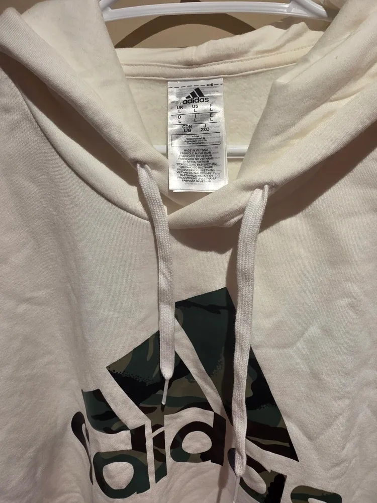 Adidas White Hoodie Size L image indicator(2)