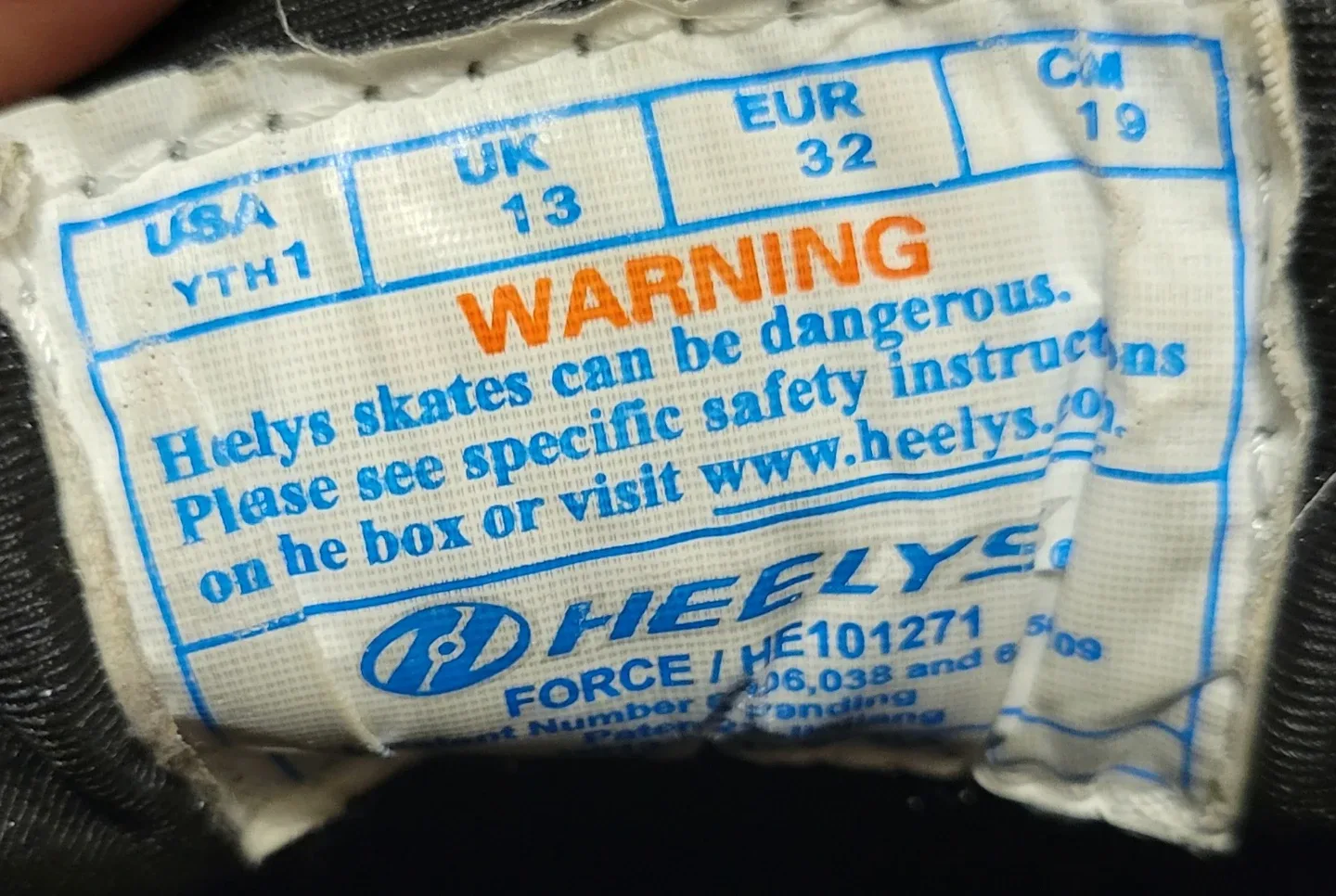 Heelys Force HE101271 Black Rainbow Youth Size 1 image indicator(5)