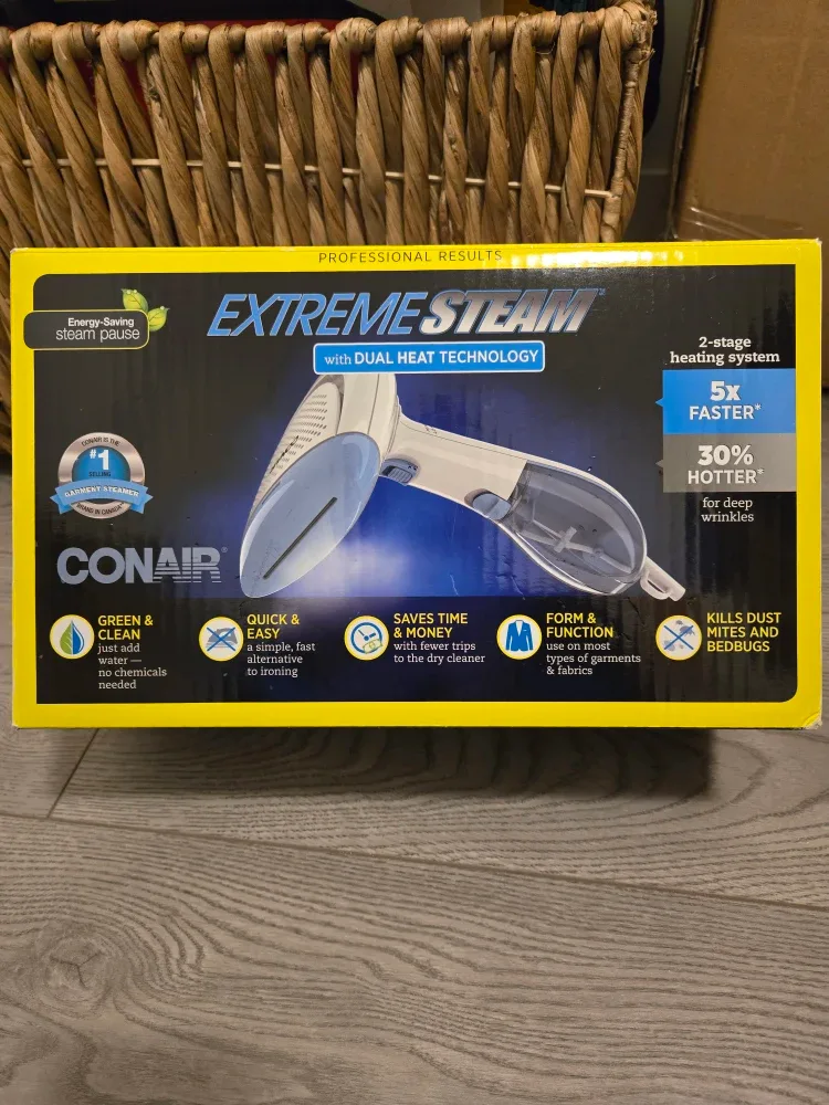 Conair Extreme Steam Handheld Steamer - New in Box!