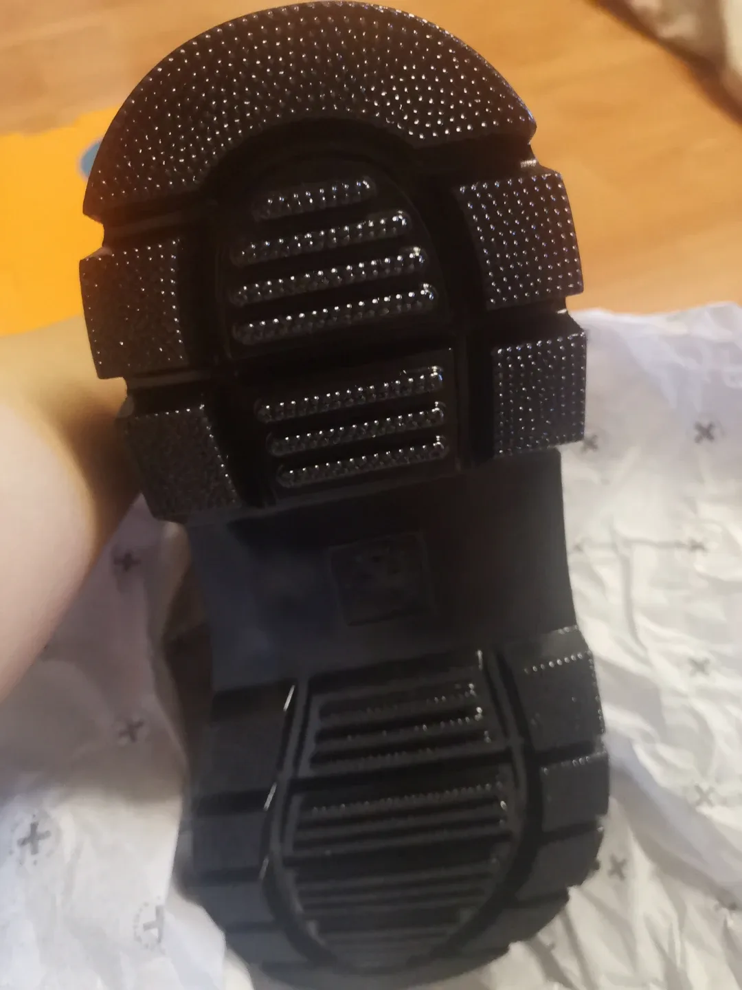 New Dr. Martens Combs W Black Boots - US 8 image indicator(4)