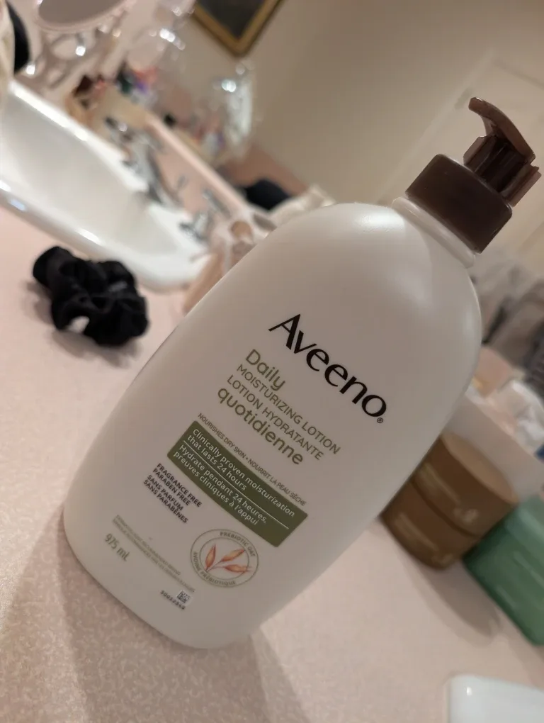 Aveeno Daily Moisturizing Lotion - 975 ml