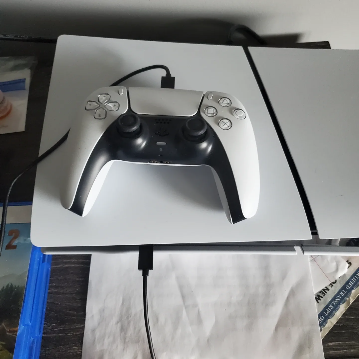 Sony PlayStation 5 (PS5) Console - Like New! image indicator(2)