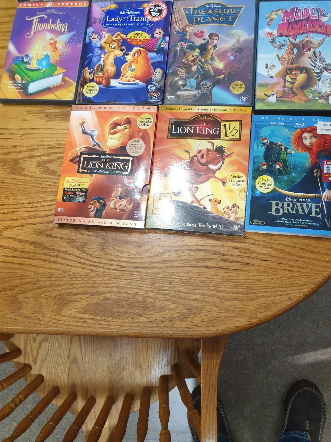 DVD Movies Assorted: (31) image indicator(2)