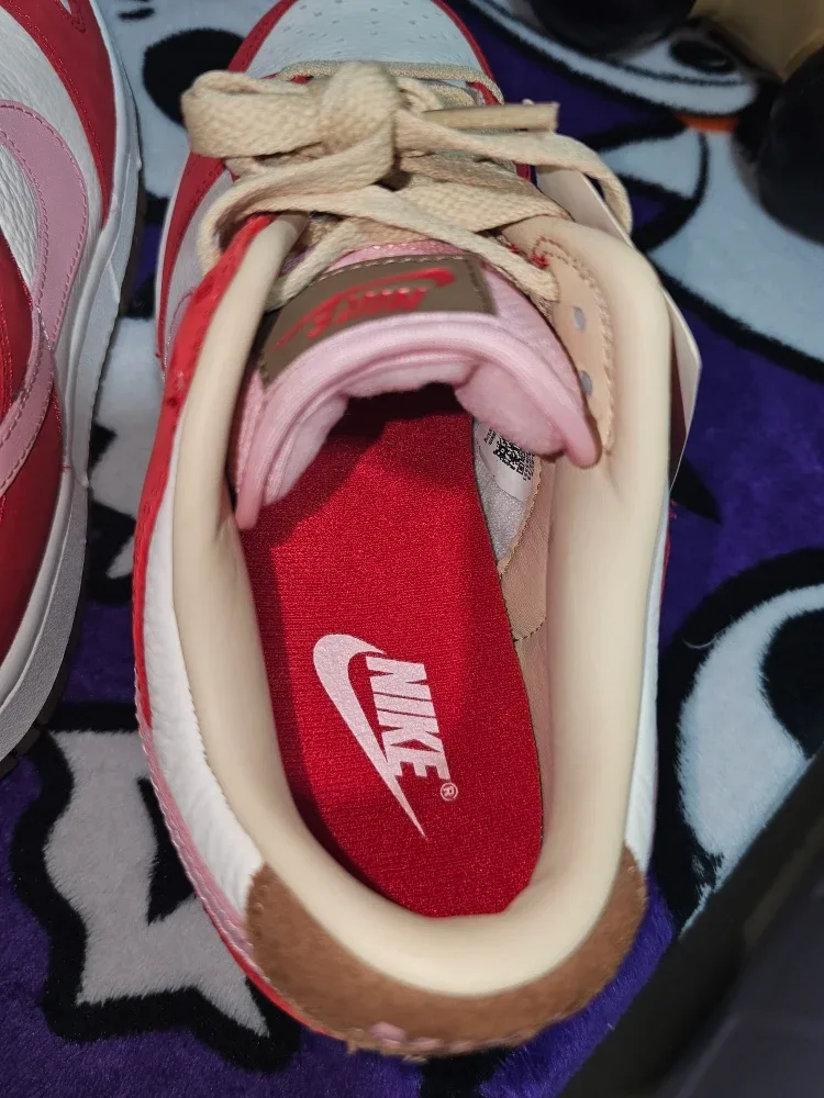 Nike Dunk Low Rose Whisper Shoes image indicator(4)