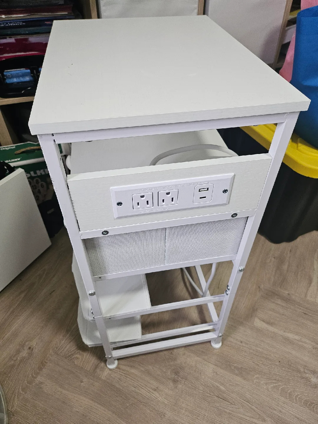 Nightstand with Built-in Power image indicator(2)