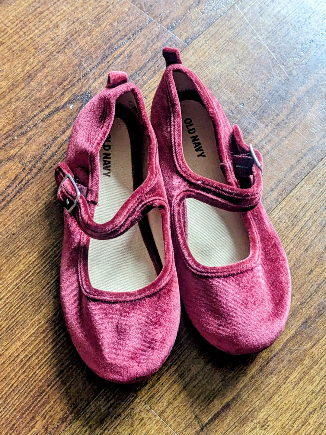 Old Navy Girls' Velvet Mary Janes - Size 2