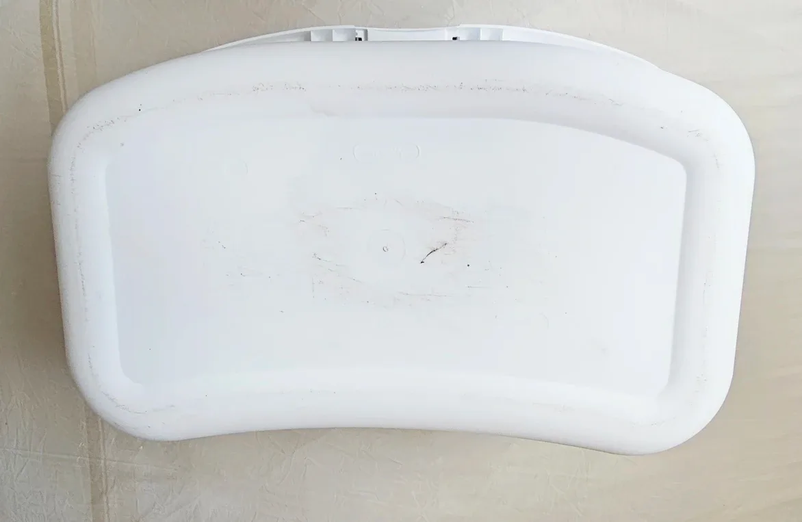 Sterilite Ultra HipHold Laundry Basket, 71L ✨️ image indicator(4)