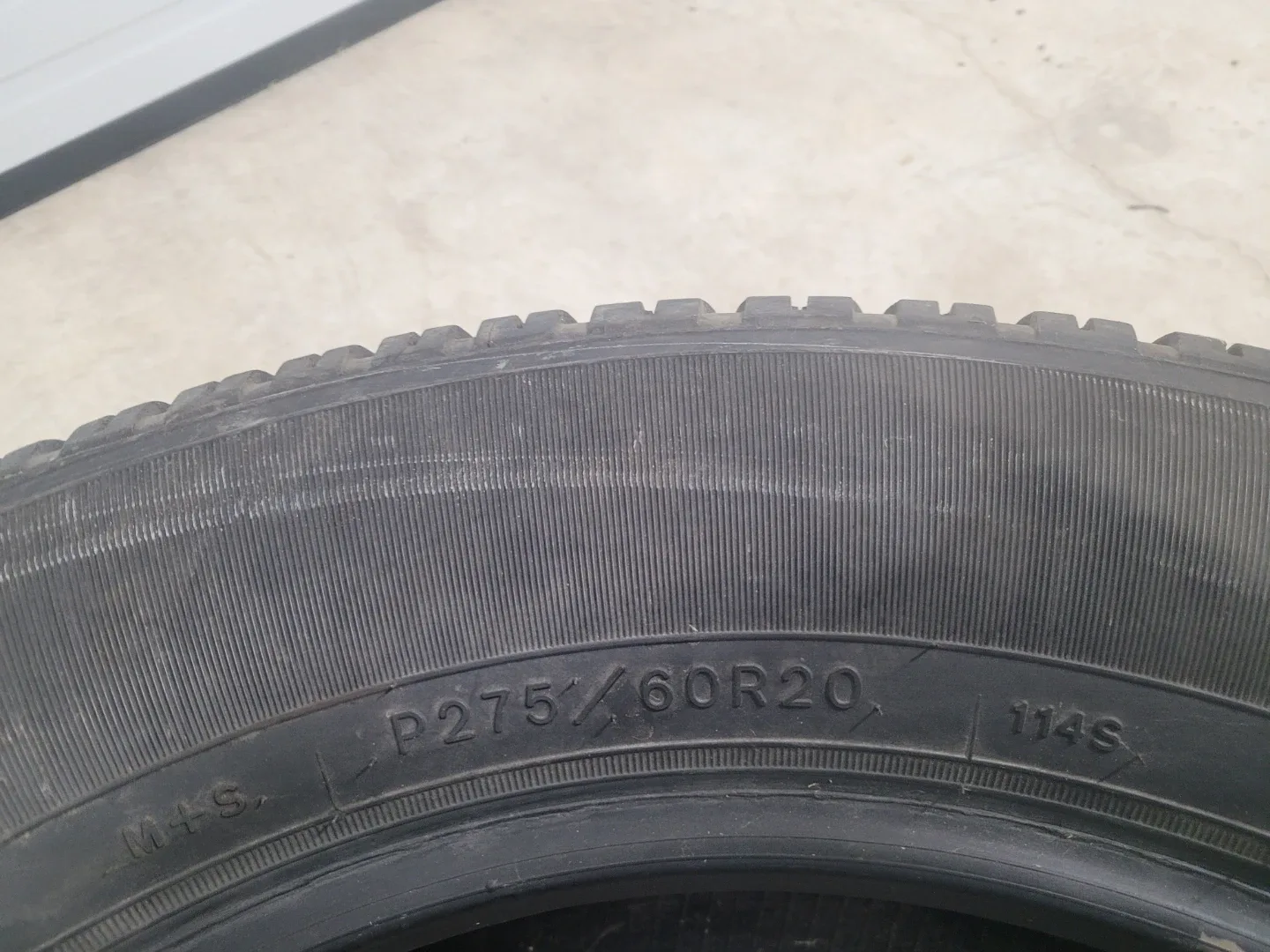 Goodyear Wrangler P275/60R20 Tires image indicator(2)