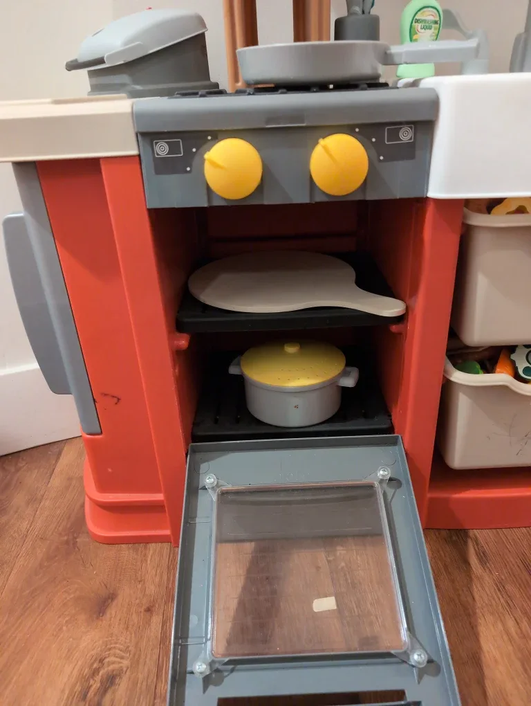 Little Tikes Kitchen Playset image indicator(2)
