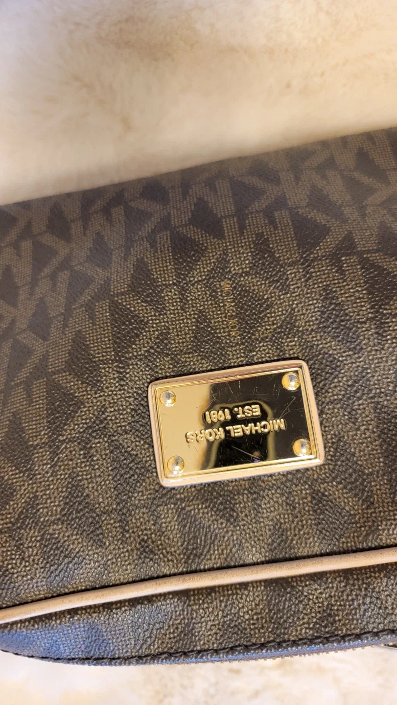 MICHAEL KORS Crossbody bag. image indicator(9)