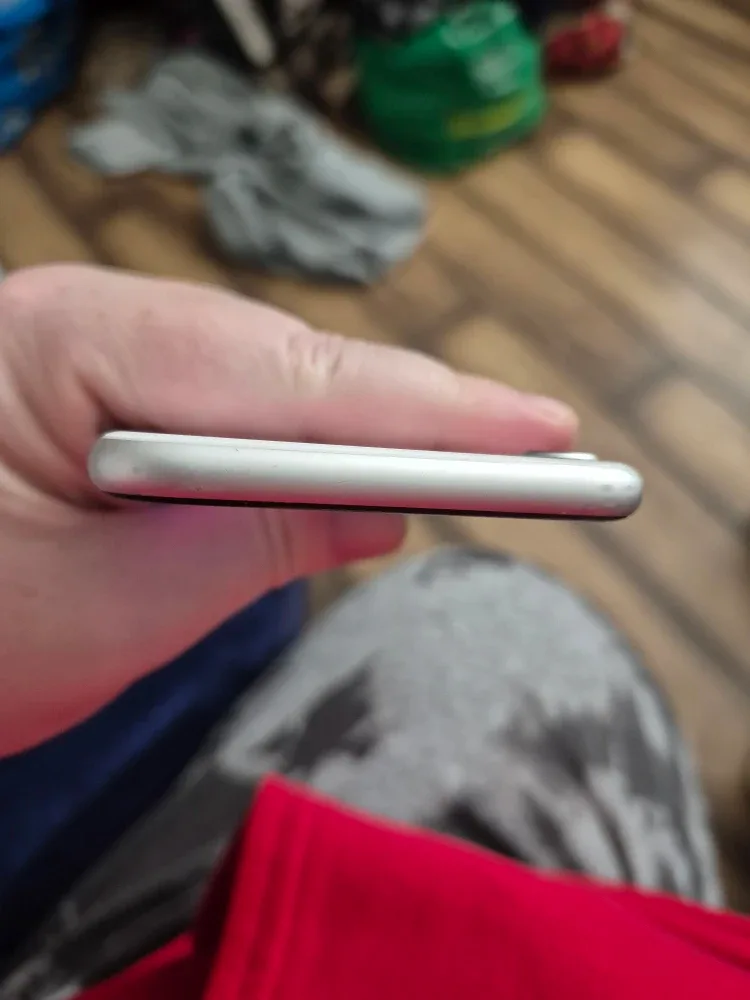 Iphone SE (2020) gen 2 image indicator(4)