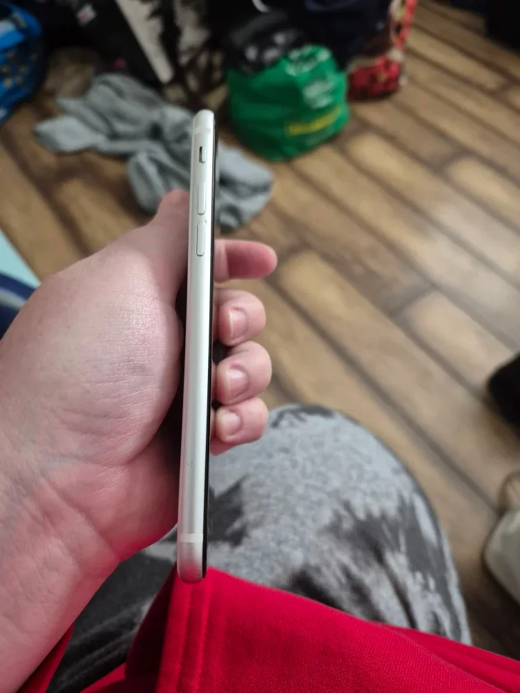 Iphone SE (2020) gen 2 image indicator(5)