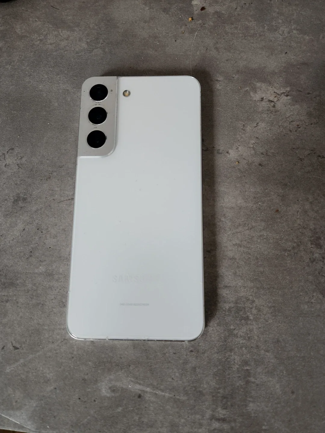 Samsung Galaxy S22 - White image indicator(2)