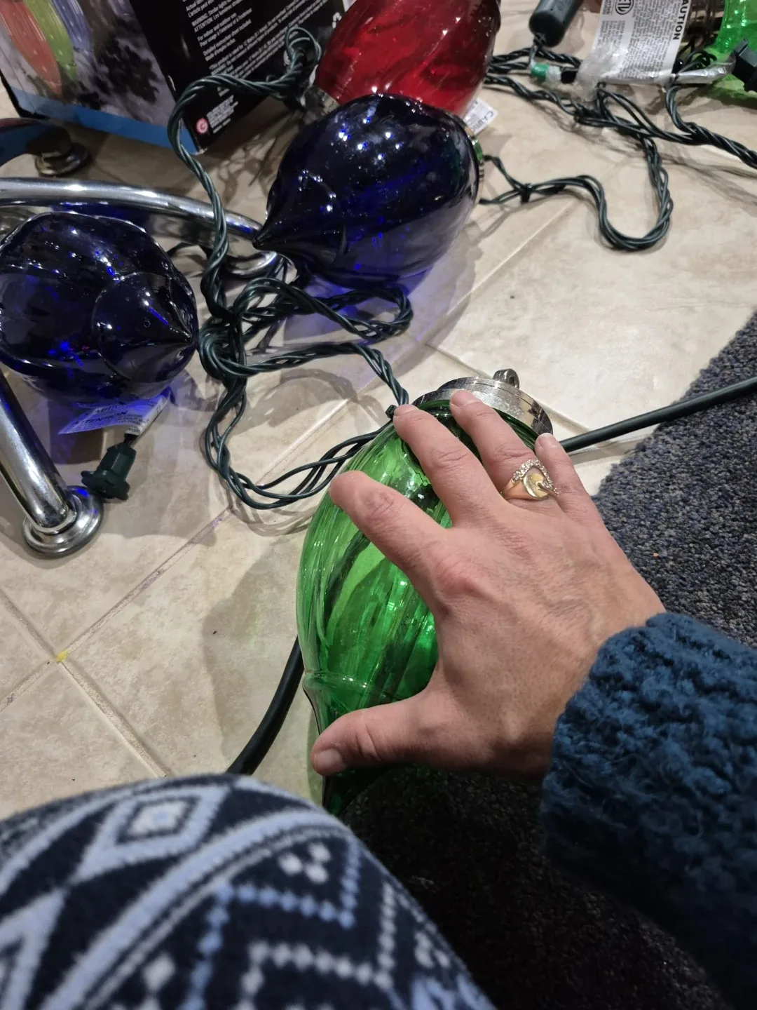 Vintage Bulb String Lights - Red, Blue, Green image indicator(2)