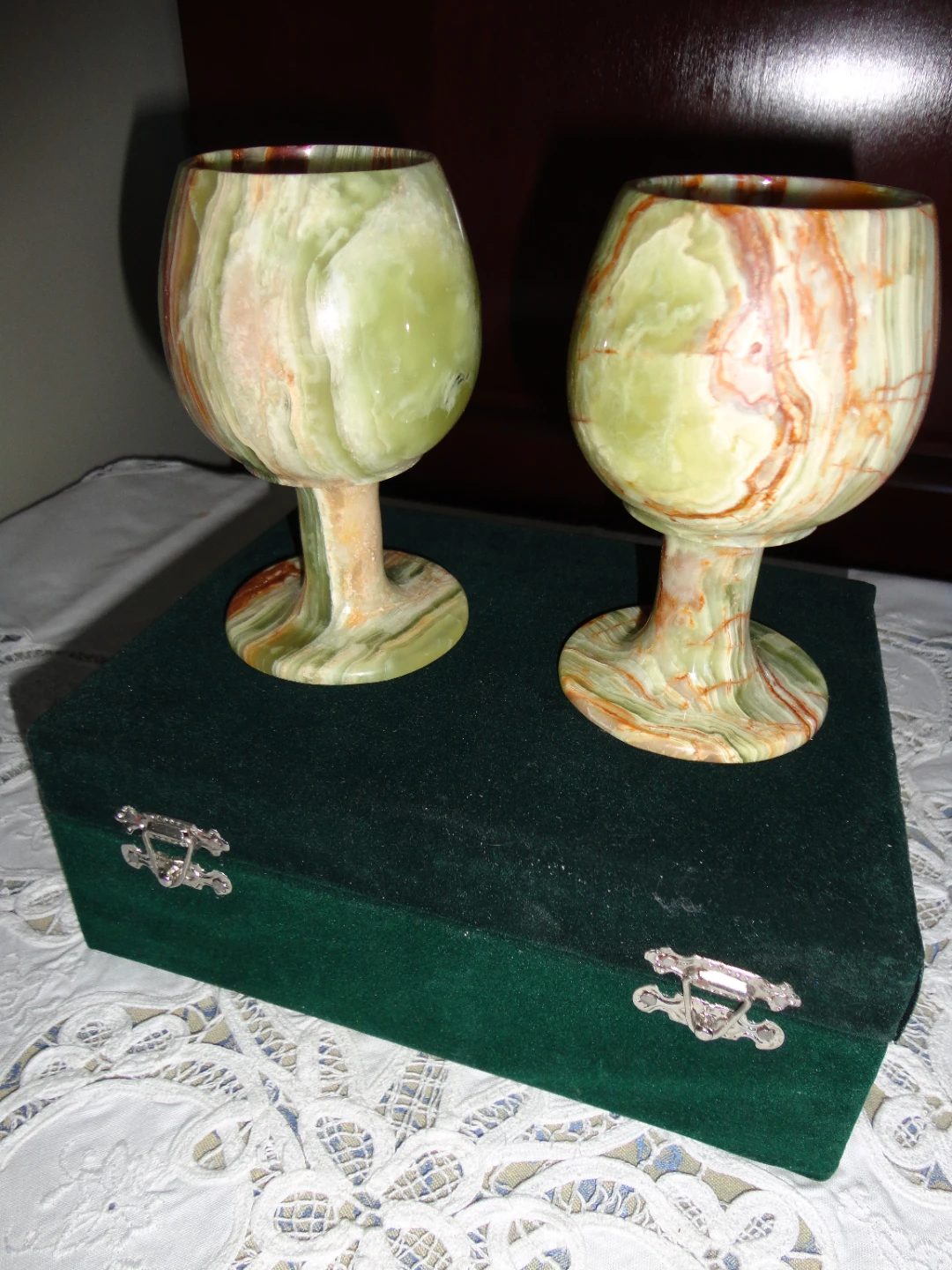 Onyx Wine Goblets with Box