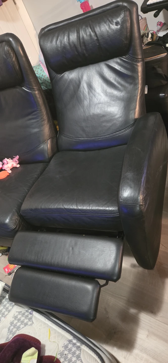Black Leather Reclining Sofa