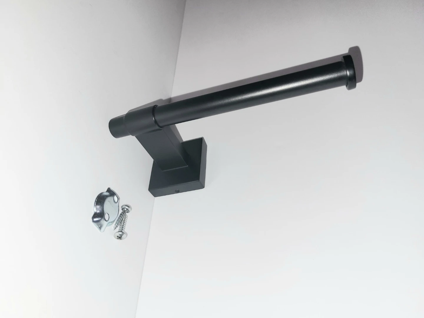 Black Toilet Paper Holder - photo 2