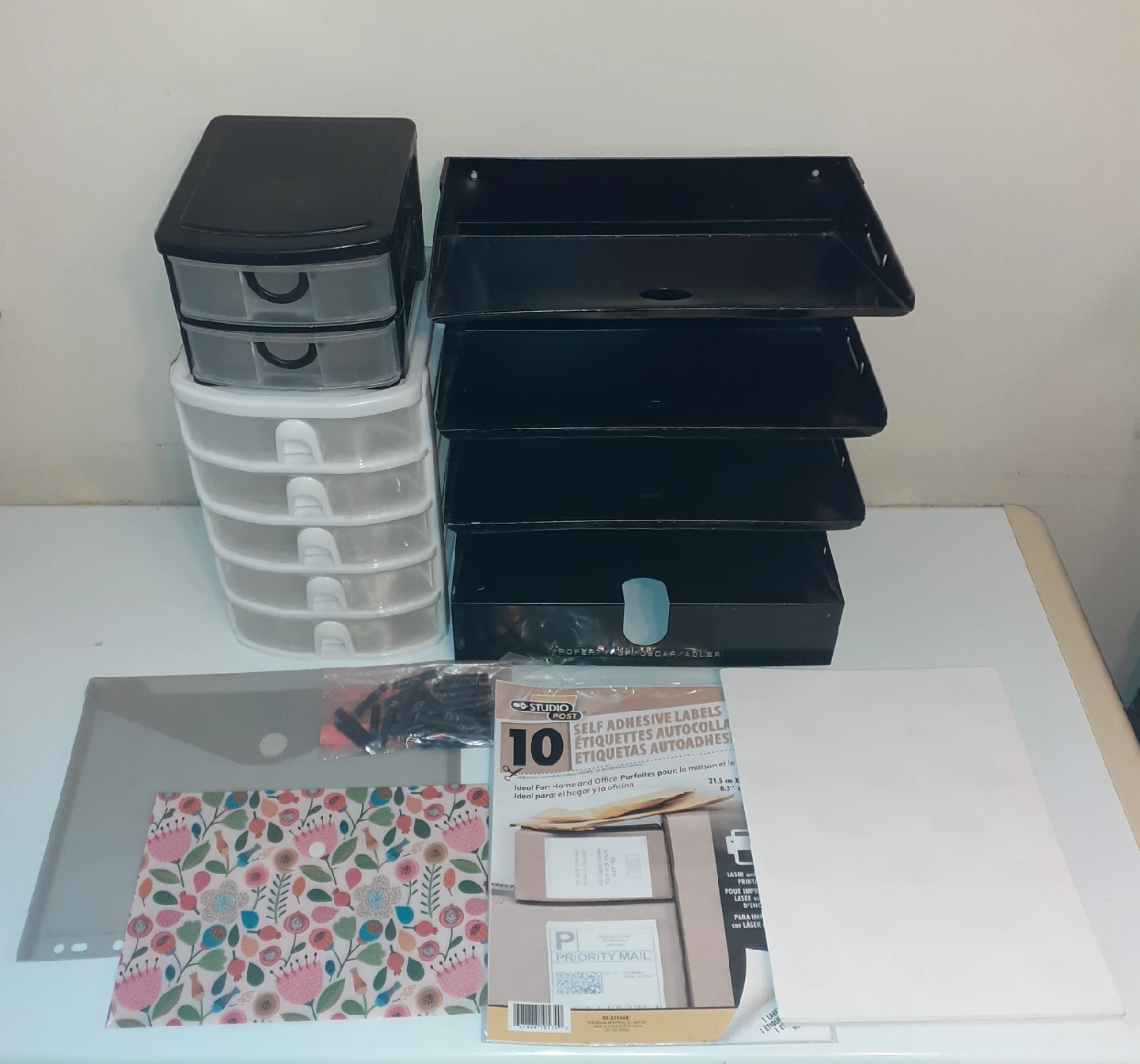 Assorted Office Items