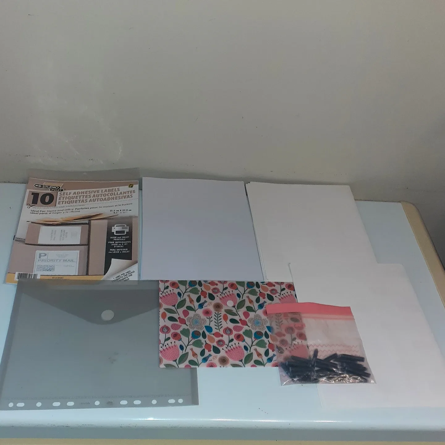 Assorted Office Items image indicator(10)