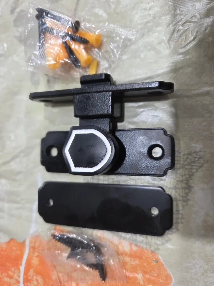 Black Gate Latch with Screws