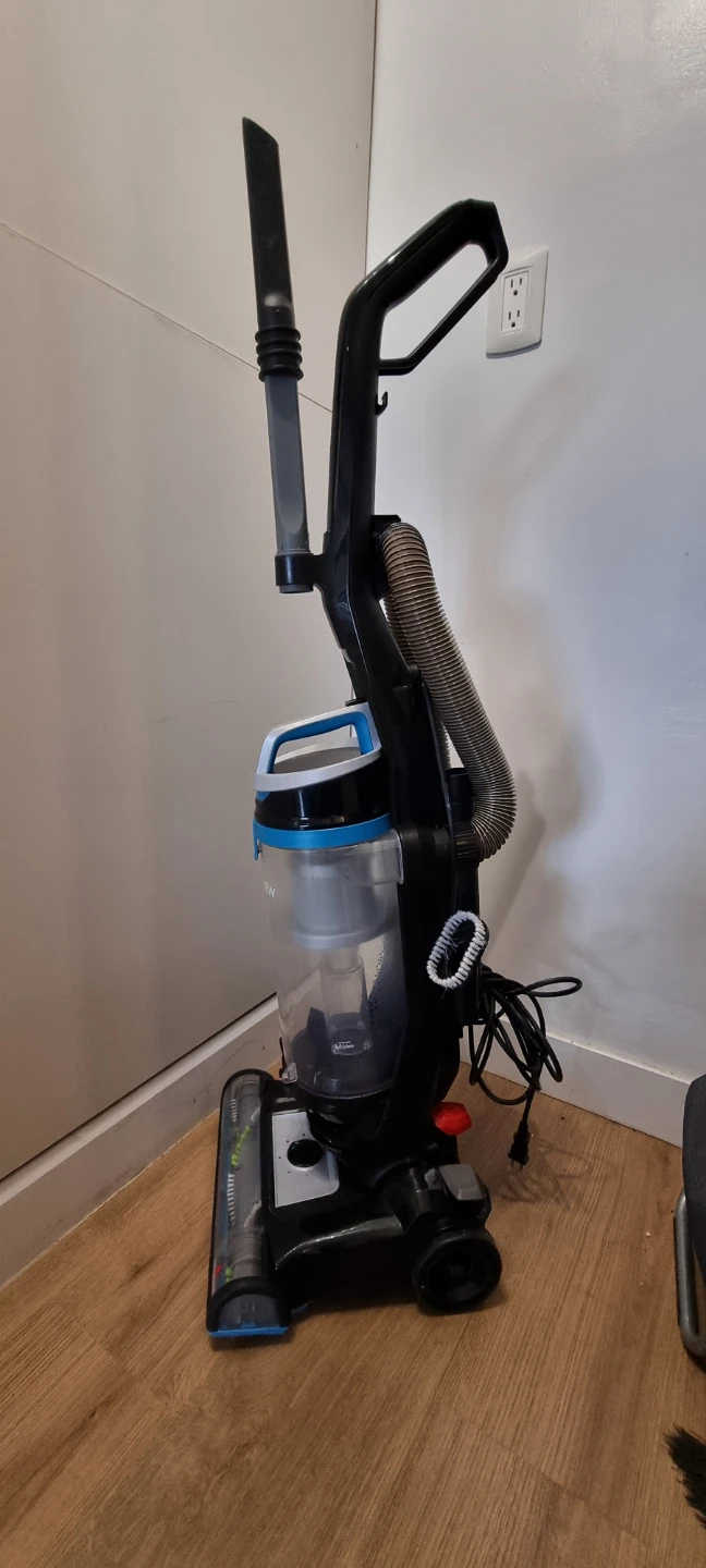 Bissell CleanView Vacuum - photo 2