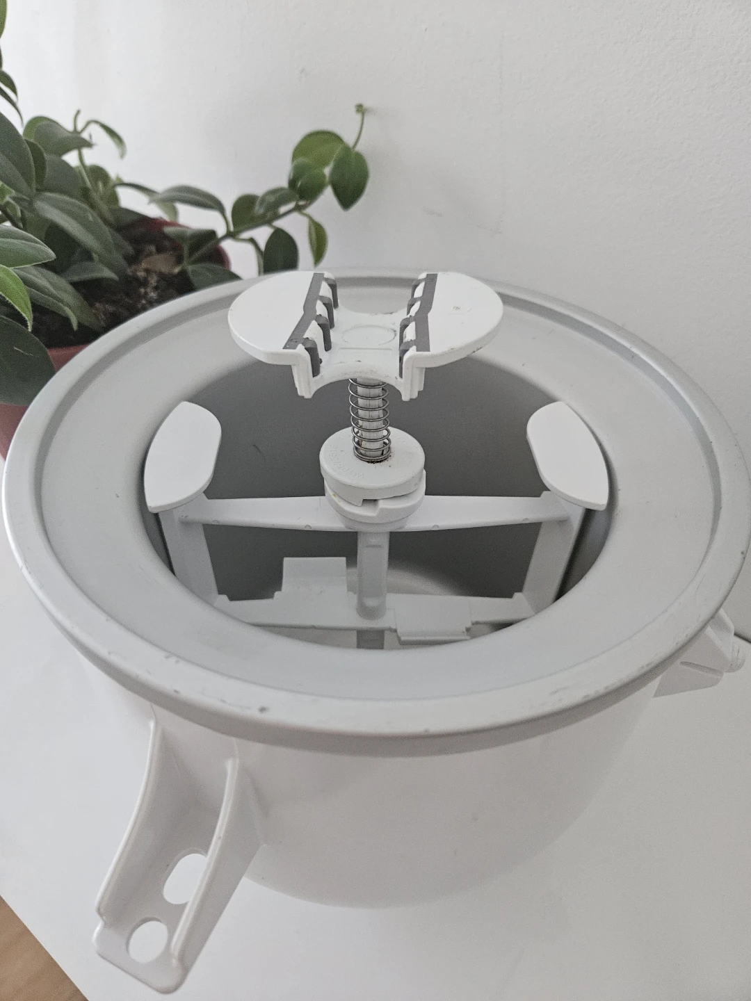 Kitchen aid Ice Cream Maker Attachment - photo 3