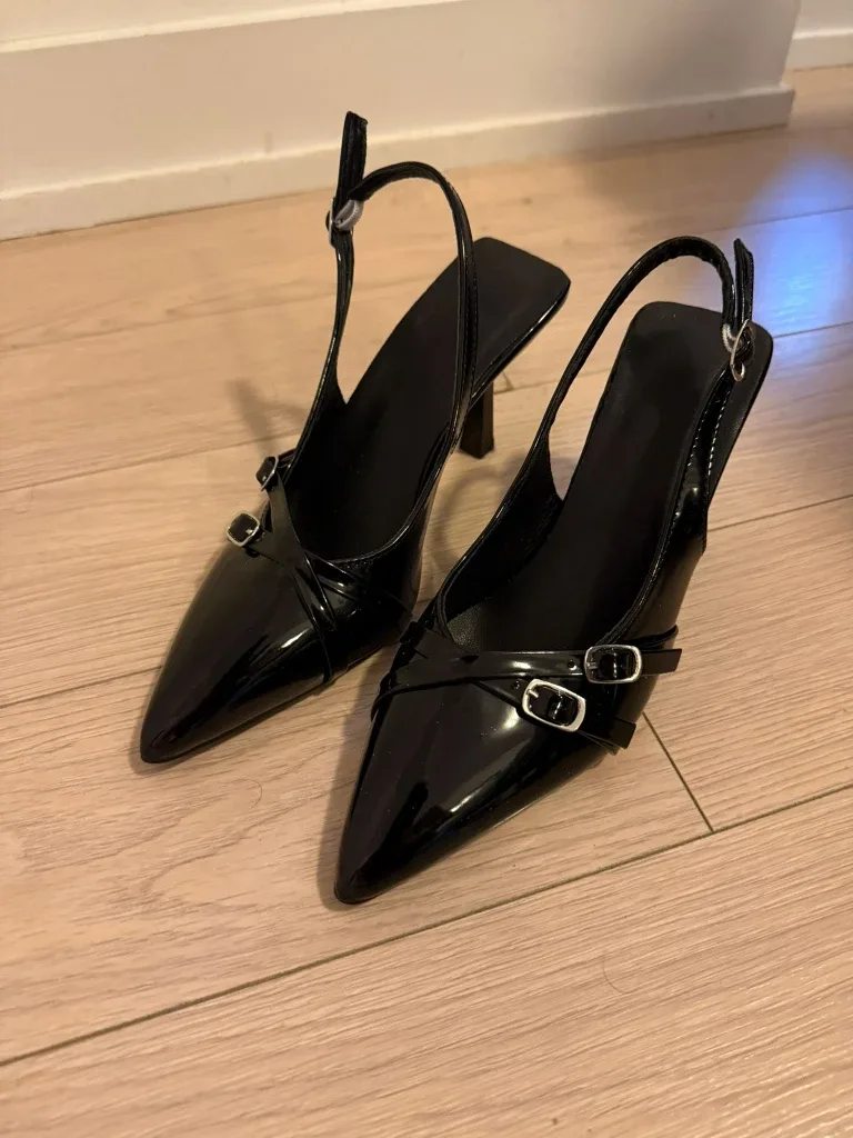 Black Slingback Heels image indicator(2)