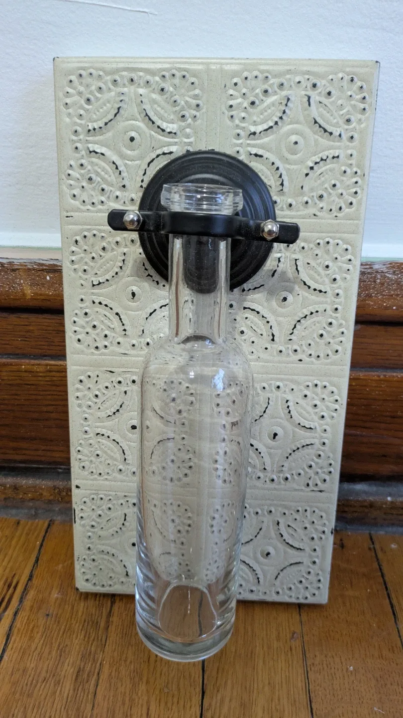 Wall Mounted Vase Holder thumbnail