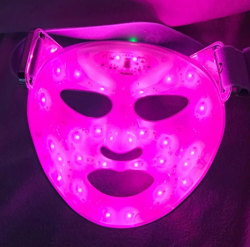 Qure Red Light Therapy for Face LED Mask image indicator(9)