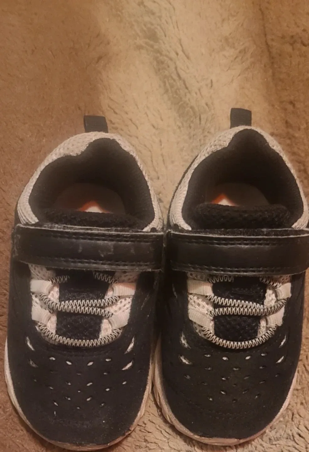 Size 5 Toddler Shoes 🥕 image indicator(2)
