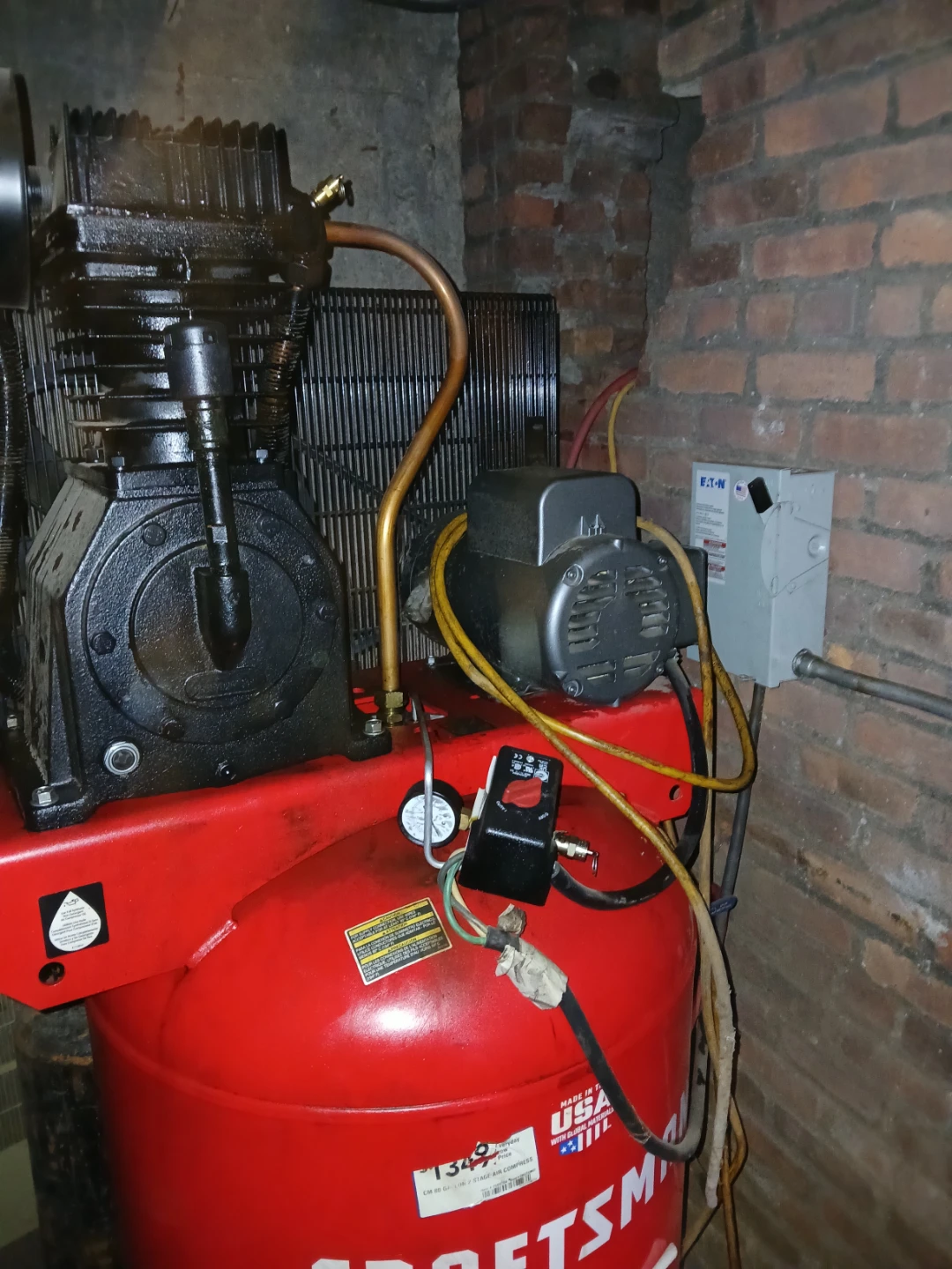 Craftsman 80 Gallon Air Compressor - photo 4