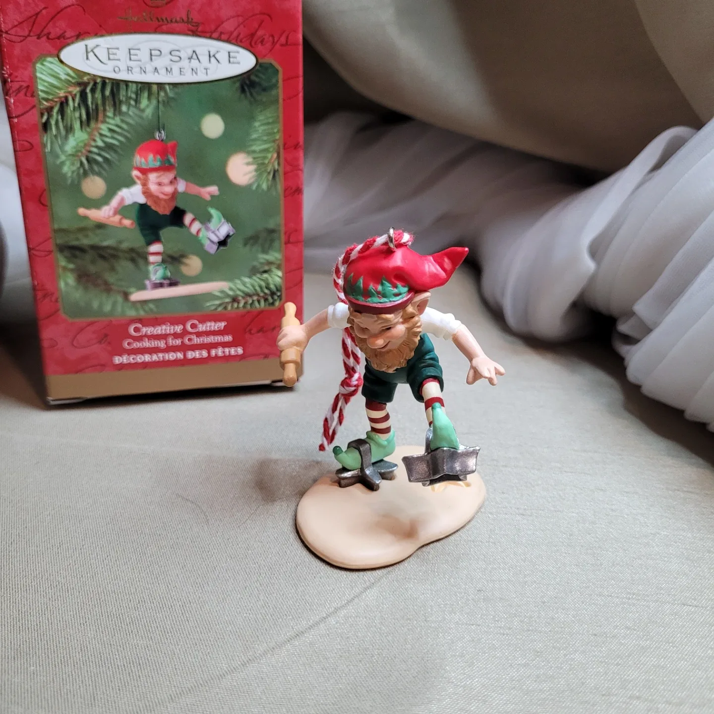 Collectible 2001 Hallmark Creative Cutter... image indicator(4)