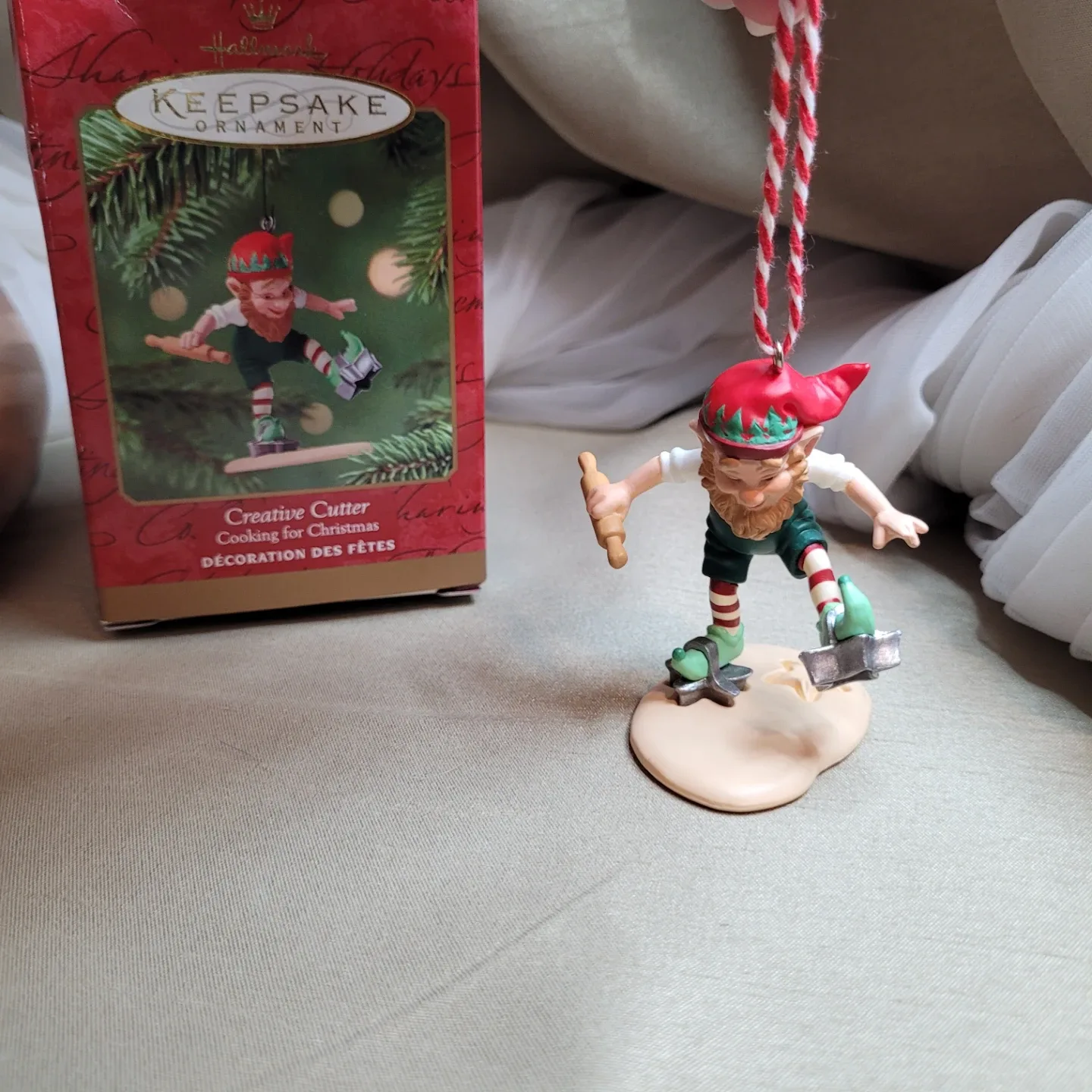 Collectible 2001 Hallmark Creative Cutter... image indicator(7)