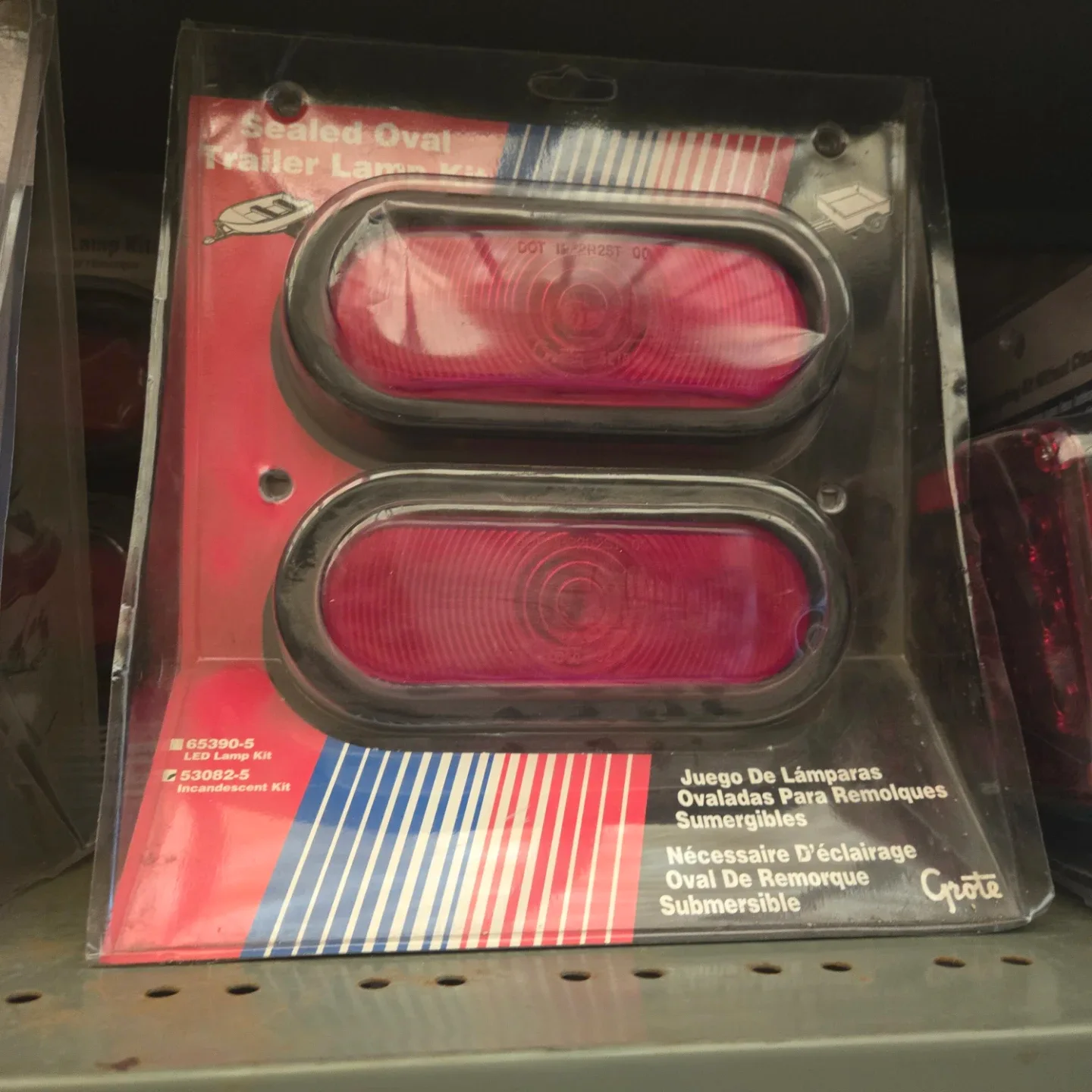 Sealed Oval Trailer Lamp Kit - New image indicator(2)