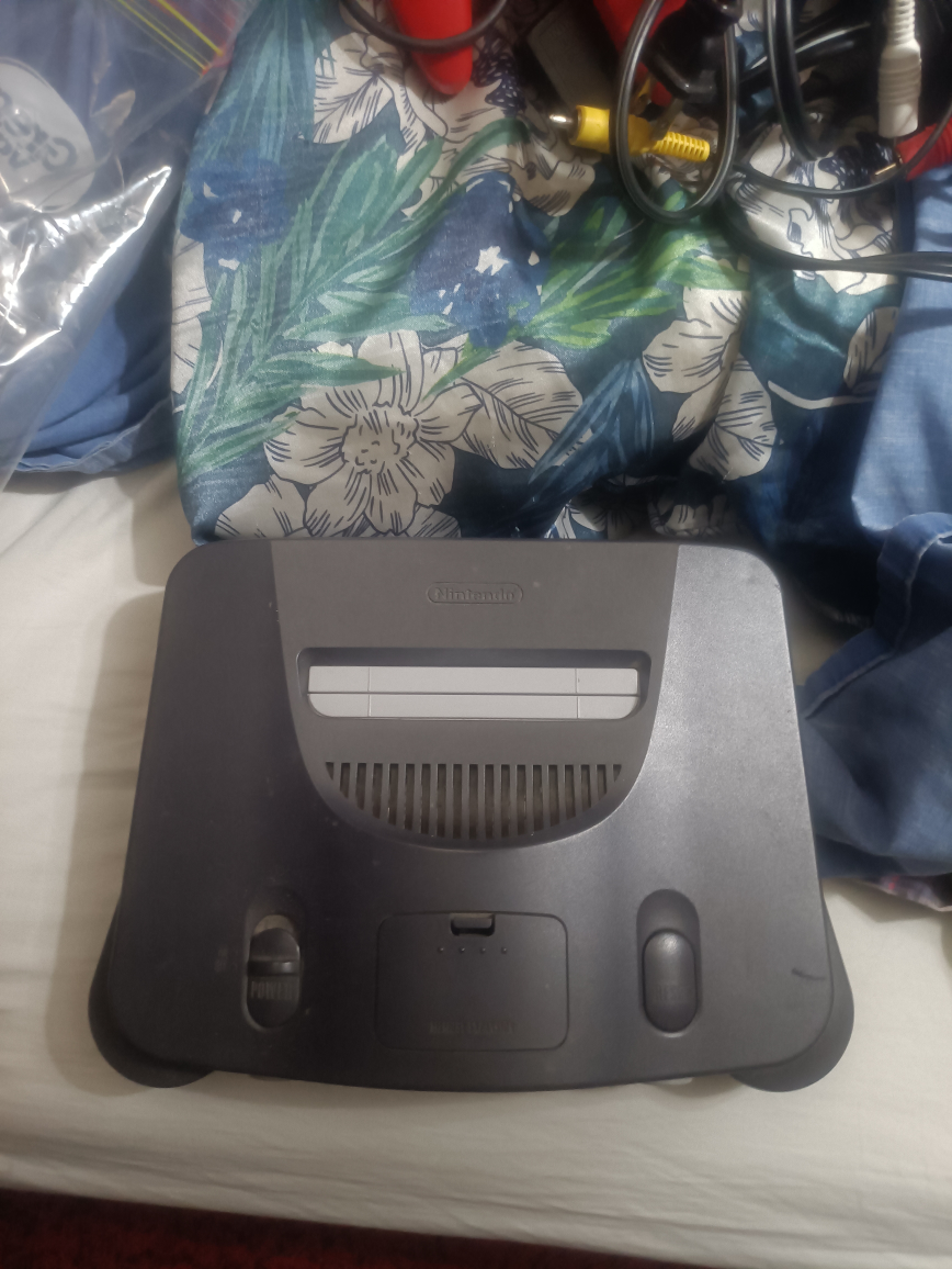 N64 bundle with 5 games 2 controllers and red expansion pack