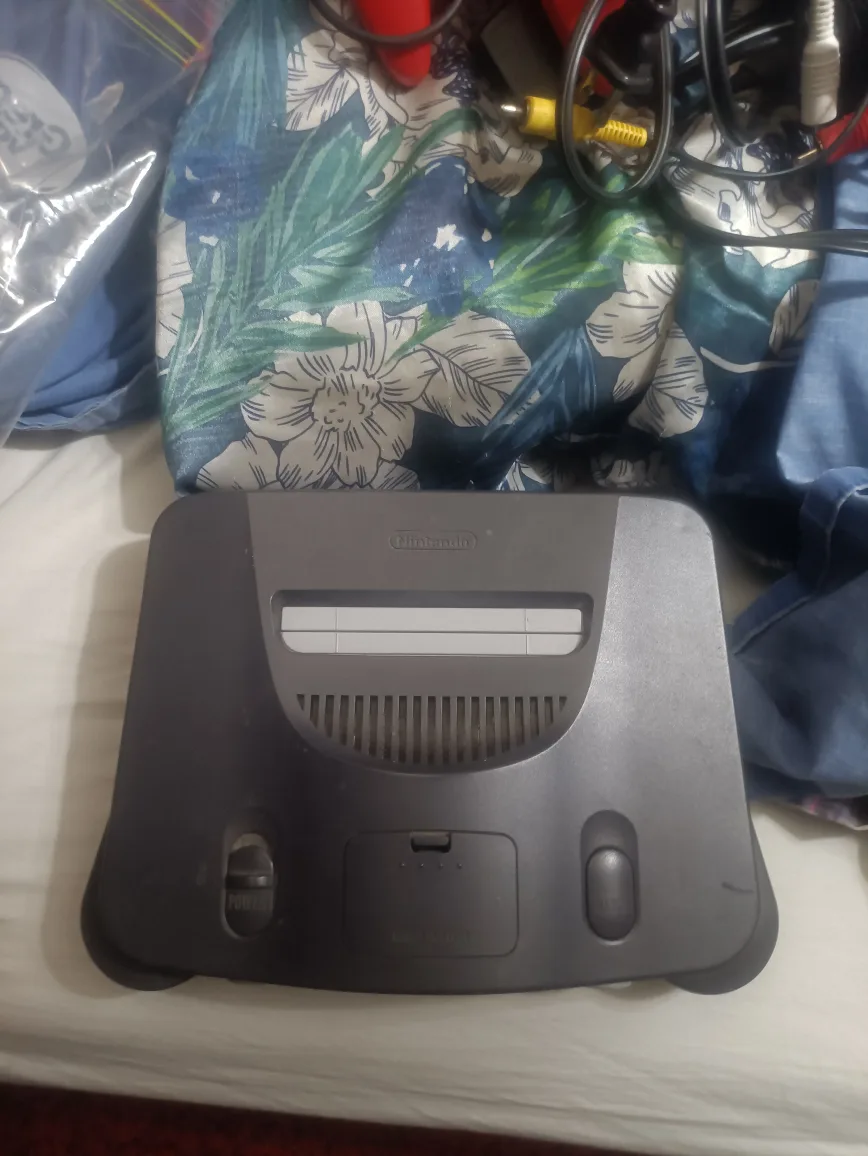 N64 bundle with 5 games 2 controllers and red expansion pack