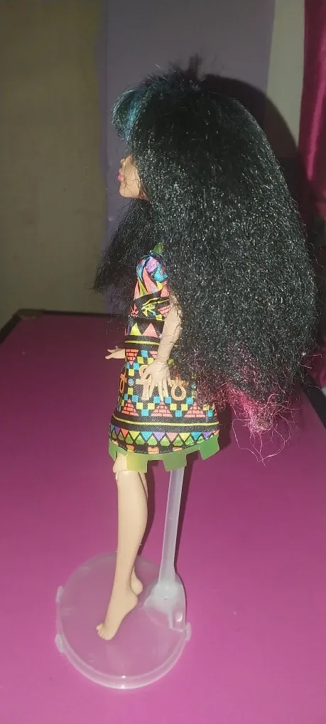 Monster High Cleo De Nile Doll image indicator(2)