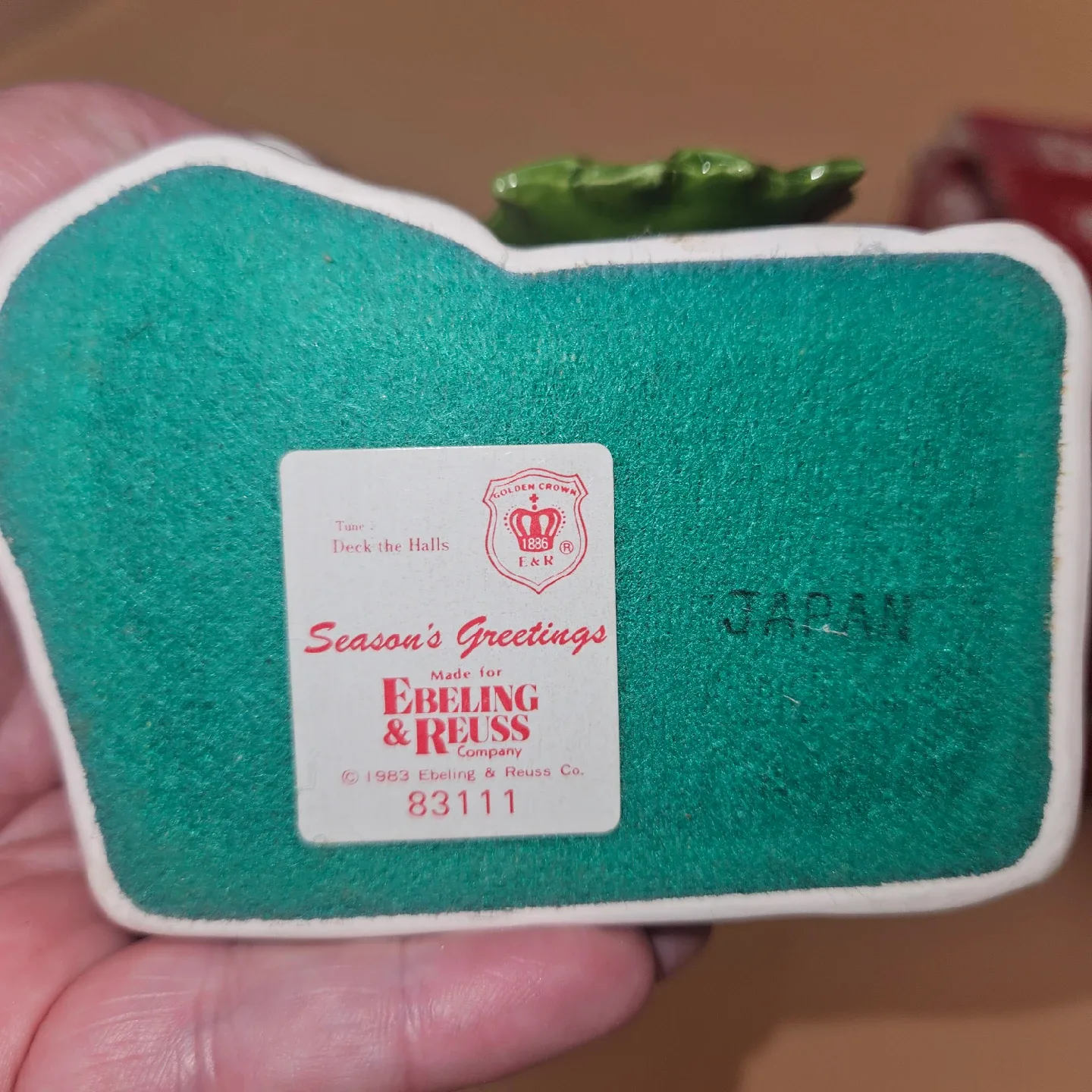 Ebeling & Reuss Wind Up Musical House "Deck the Halls" 1983 image indicator(7)