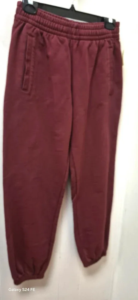 Ladies  joggers size small  but easily  fit med image indicator(2)