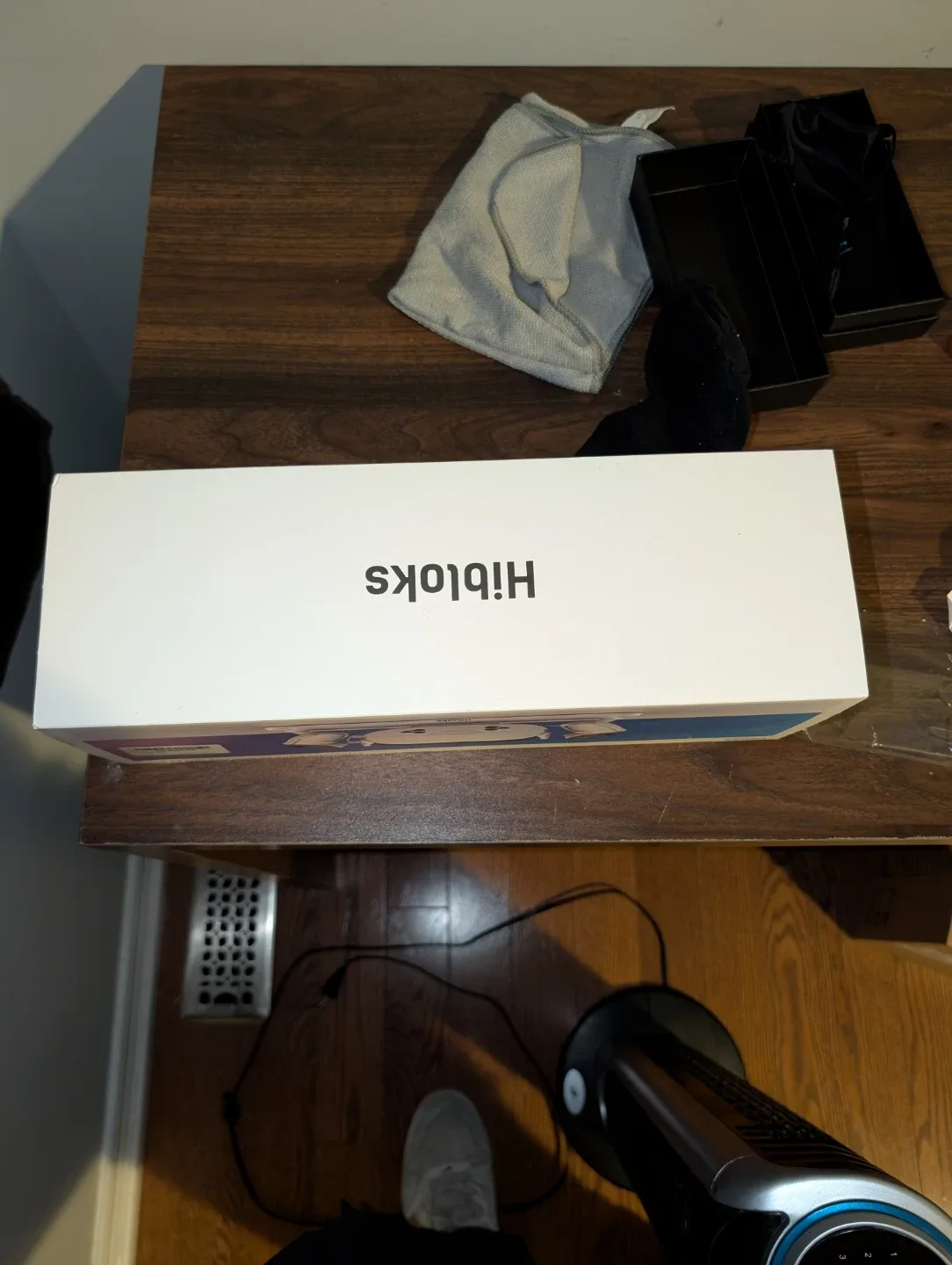 Hibloks Charging Dock for Quest 3 - New in Box! image indicator(2)