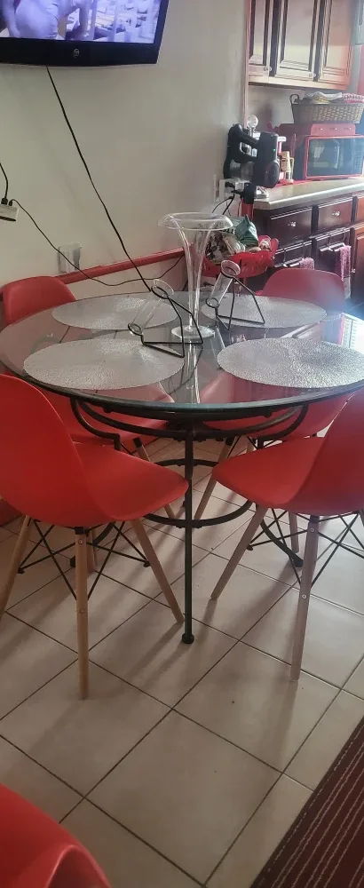 Glass Top Dining Table with 4 Red Chairs image indicator(4)